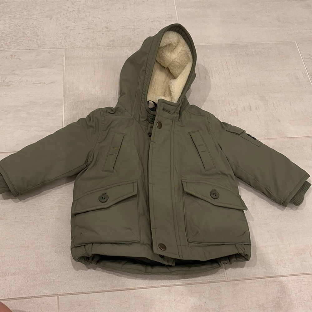 Baby Gap army green winter jacket. Size 12-18 months. Perfect condition